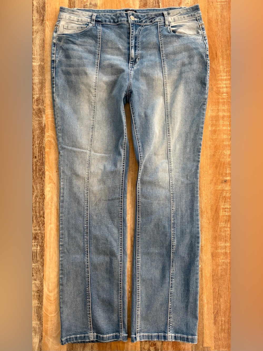 Flamingals 3XL Light Wash Distressed Stretch Jeans Plus Size Curvy Fit 16/18